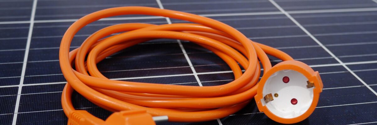 Verlängerungskabel auf PV-Modul